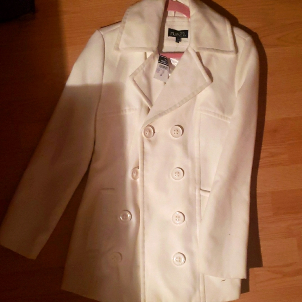White Jacket size small